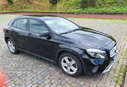 Mercedes-Benz GLA 180 180d