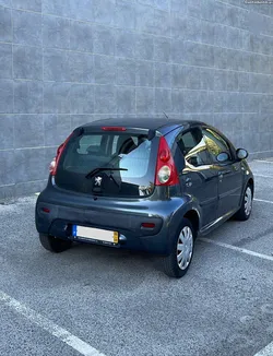 Peugeot 107 (180 mil quilómetros)