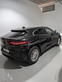 Jaguar I-Pace EV400