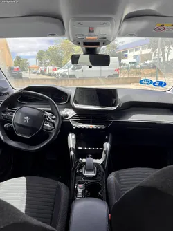 Peugeot 208 gt