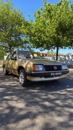 Opel Ascona C