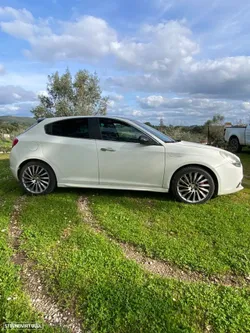 Alfa Romeo Giulietta 2.0 JTDM Distinctive