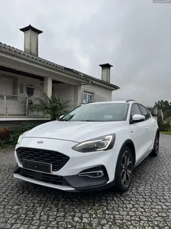 Ford Focus Ford Focus 1.5 TDCI  EcoBlue  Active AUT- Ano 2020