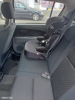 Daihatsu Sirion 1.0 SE