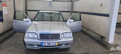 Mercedes-Benz C 220 AMG