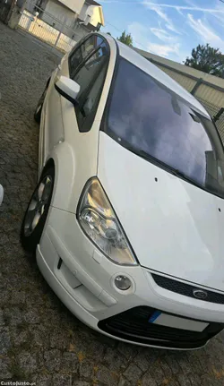 Ford S-Max Titanium