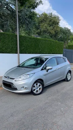 Ford Fiesta 1.6 TDCI 95Ch Titanium Clim auto Park assist
