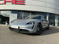 Porsche taycan 4S 571 ch avec batterie performance plus