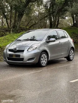 Toyota Yaris 1.33 VVT-i High Pack MM