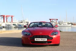 Aston Martin Vantage Roadster