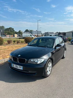 BMW 1 5 portes 118 d 143 CV