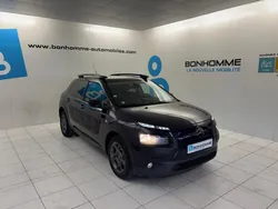 Citroën C4 Cactus ESSENCE 110CV SHINE