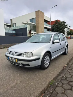 VW Golf 4