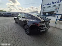 Tesla Model 3 Standard Range Plus RWD