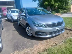 Peugeot 308 HDI 100 CV révisé et garanti 6 mois