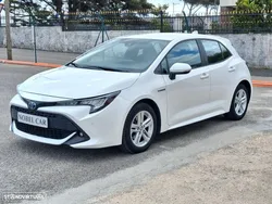 Toyota Corolla 1.8 Hybrid Exclusive