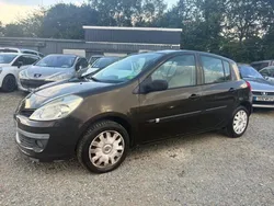 RENAULT CLIO III 1.5dci 5 Portes 68 cv