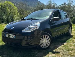 Renault clio 3 phase 2 – 2012 – 1.2 essence – distribution ok – ct ok – garantie 3 mois – 5 portes – prête à partir