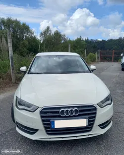 Audi A3 Sportback 2.0 TDI (clean diesel) quattro Attraction