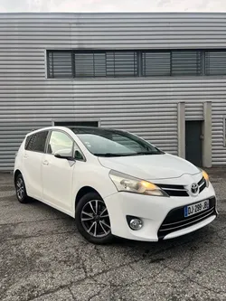 Toyota verso skyview – 1.6 d-4d 110 ch gps /toit pano