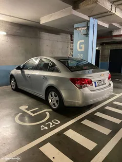 Chevrolet Cruze 1.6 LS