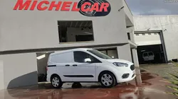 Ford Transit COURIER TITÂNIO