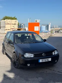 VW Golf 1.4 gasolina