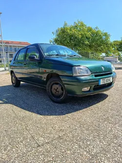 Renault Clio 1.2 gasolina em bom estado !!! Negociável