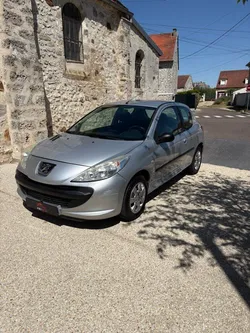 PEUGEOT 206+1.1 i 60 cv Garantie 3 mois
