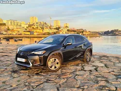 Lexus NX 300e Premium +
