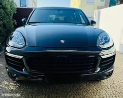 Porsche Cayenne Platinum Edition