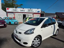 TOYOTA AYGO 1.0i (garantie 6 mois)