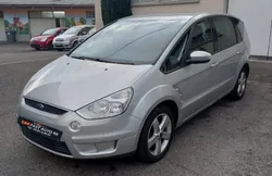 FORD S-MAX 2.0 i TITANIUM