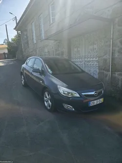 Opel Astra J