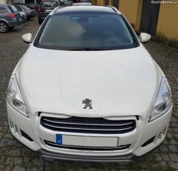 Peugeot 508 RXH 2.0 HYBRID4 ALLURE