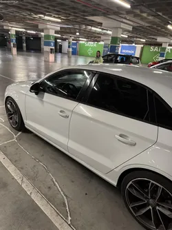 Audi A3 Limousine 1.6 TDI STRONIC