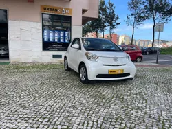 Toyota iQ 1.0 VVT-i 2