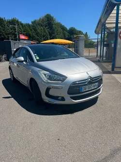 Citroën DS5 1.6 HDi 115cv Toit panoramique / GPS..