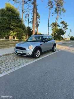 MINI 3 Portas One