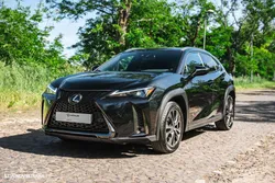 Lexus UX 250h F Sport