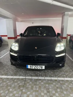 Porsche Cayenne Platinum Edition