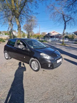 Renault Clio 1.2cc gasolina/GPL