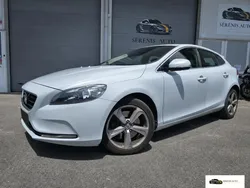 Volvo V40 2.0 D3 150 MOMENTUM