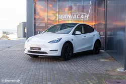 Tesla Model Y RWD