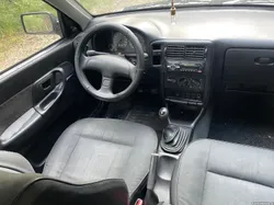 Seat Ibiza Com direção assistida
