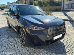 BMW iX1 eDrive20 Pack Desportivo M