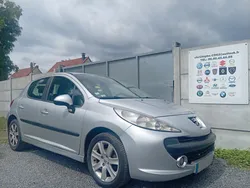 Peugeot 207 1.6 hdi 90 pack sport