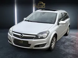 Opel ASTRA 1.8 140CH COSMO 5P - TOIT OUVRANT PANORAMIQUE - ENTRETIEN A JOUR - GPS