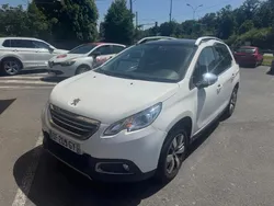Peugeot 2008 GENERATION-I 1.6 E-HDI 115 ALLURE DISTRIBUTION OK RIEN À PRÉVOIR