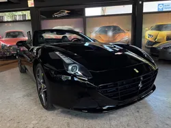 Ferrari California 3.9 V8 T 560ch - Pneus été Bi-xénon Carplay Régulateur de vitesse Volant cuir